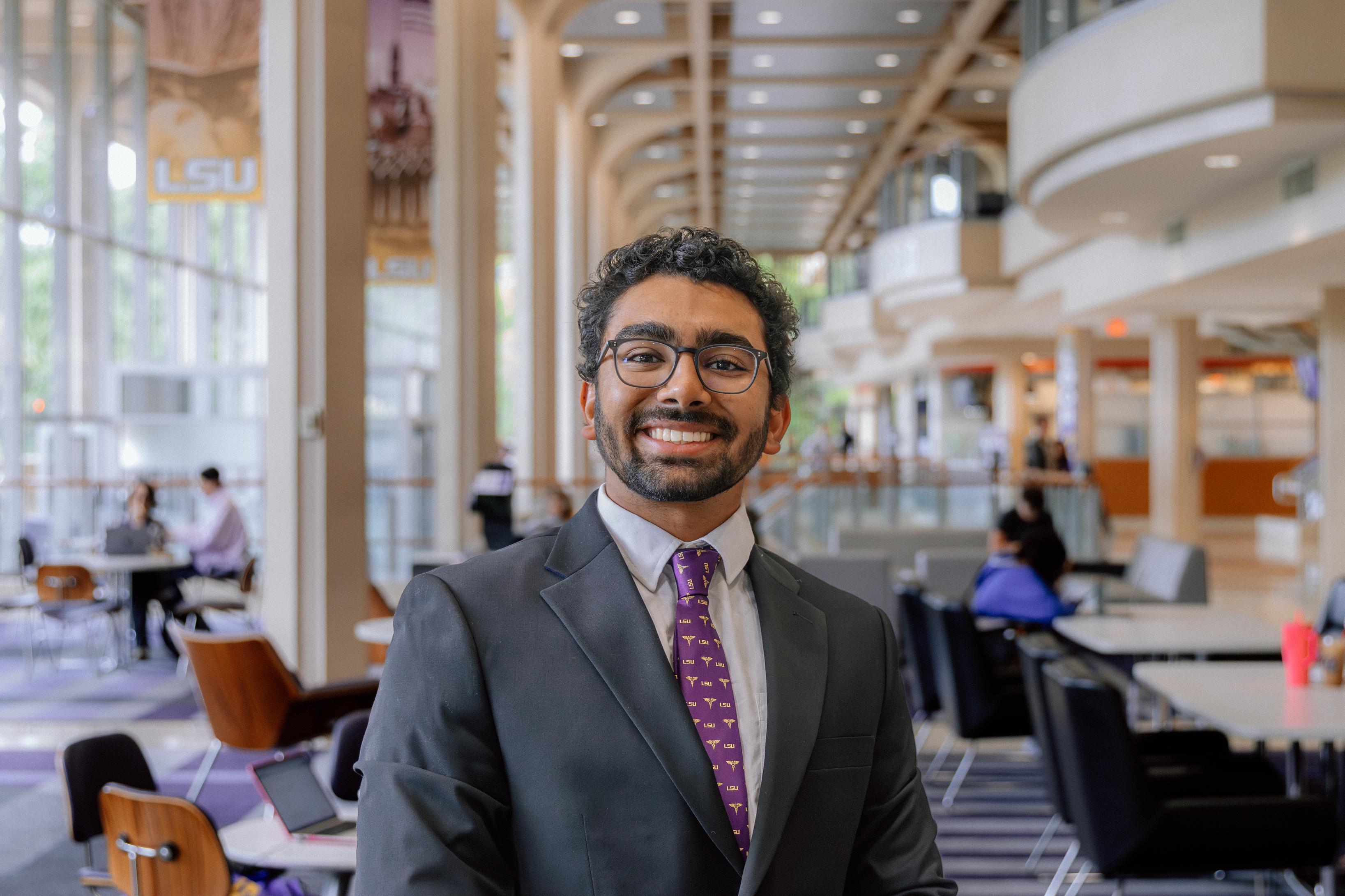 Mihir's headshot
